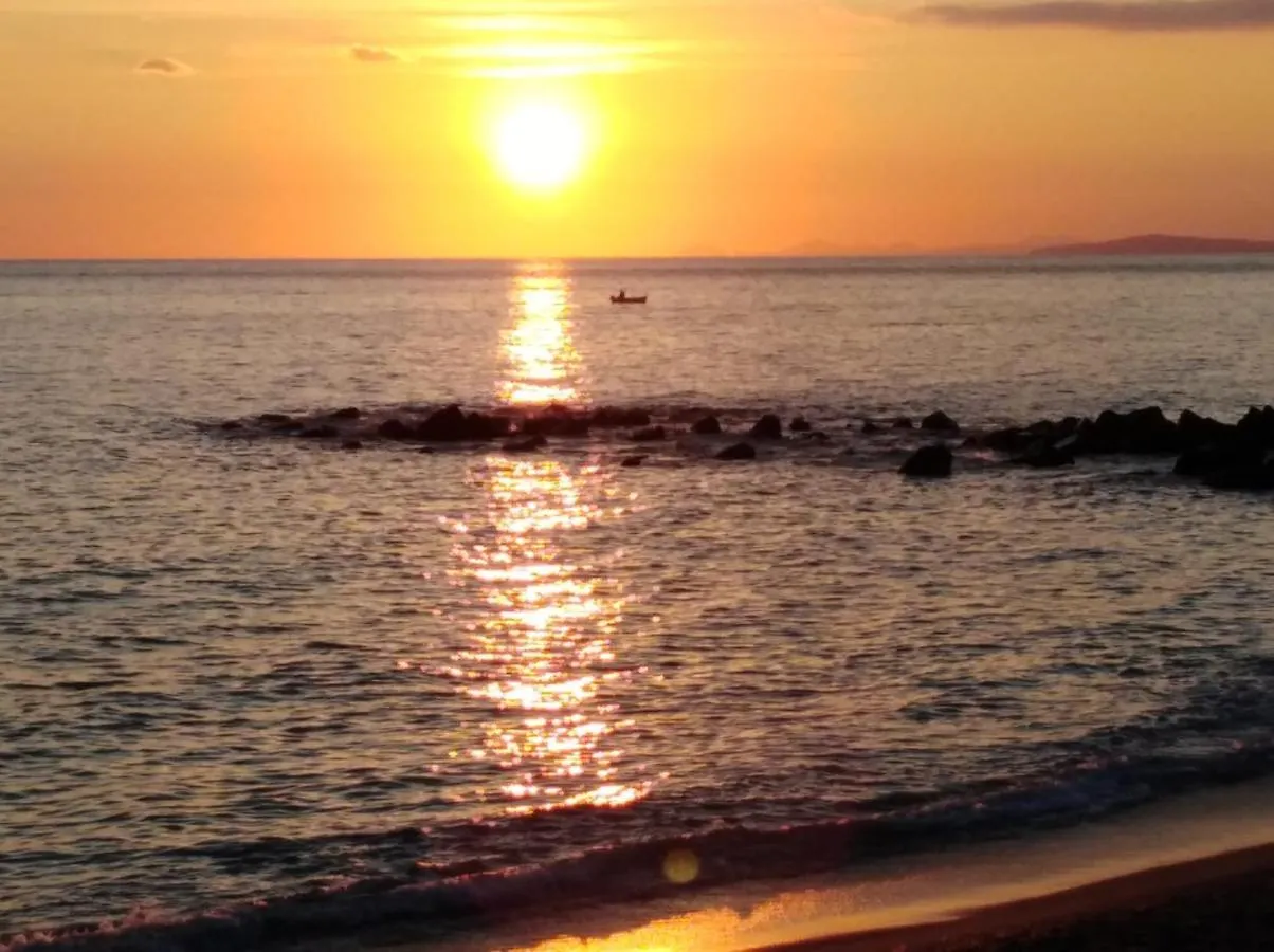 Appartamento Riviera Trilocale Wifi E Parcheggio Privato Ventimiglia