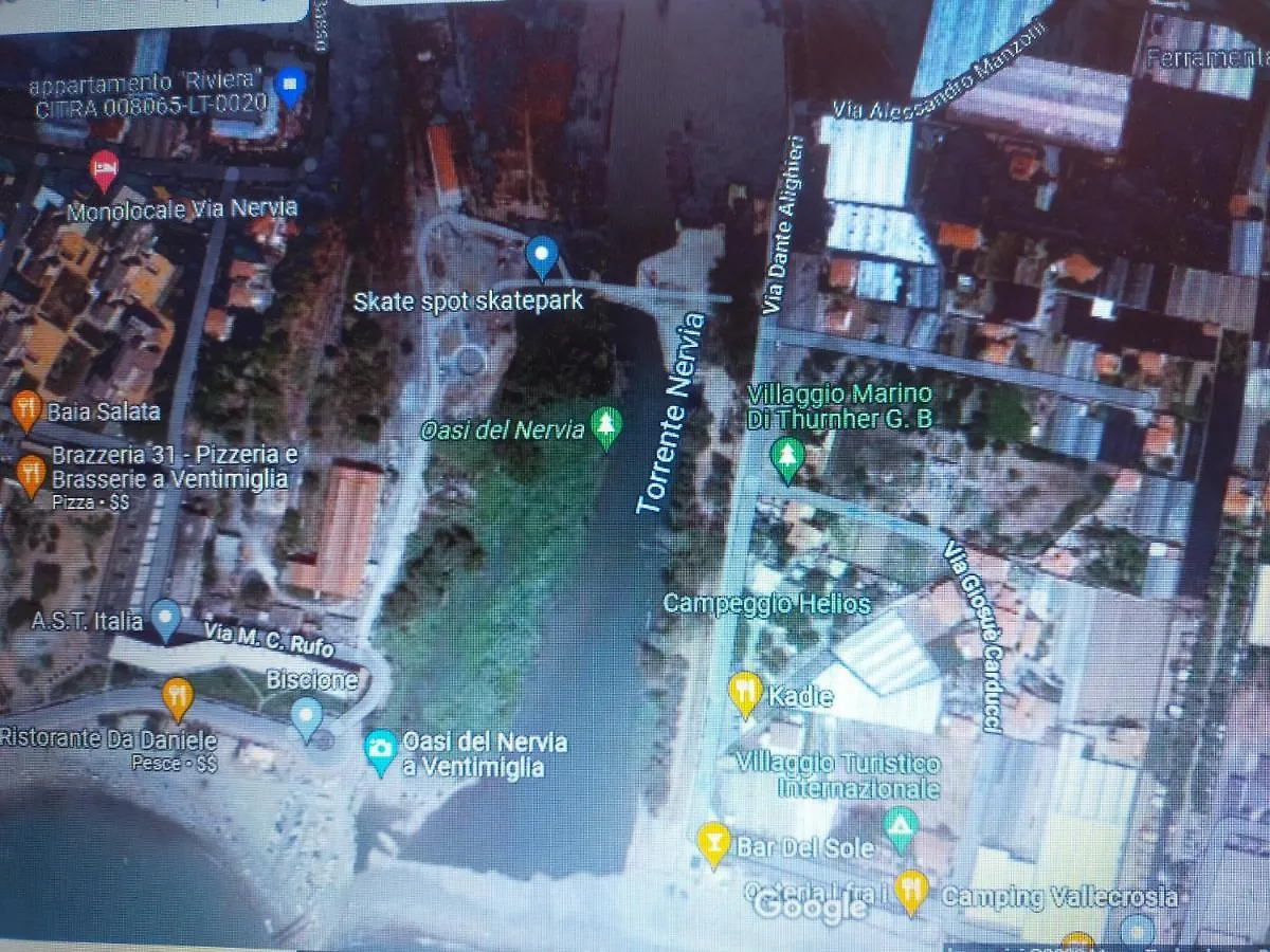 Appartamento Riviera Trilocale wifi e parcheggio privato Ventimiglia Italia