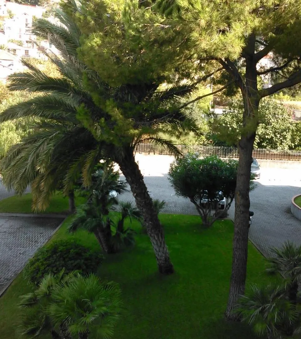 Appartement Appartamento Riviera Trilocale Wifi E Parcheggio Privato Ventimiglia Italië